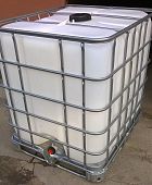 Пластиковая ёмкость еврокуб 1000 литров 100 на 120 с ндс